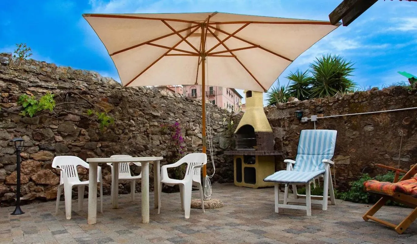 Monolocale Con Veranda E Giardino A Rio Marina 0*,