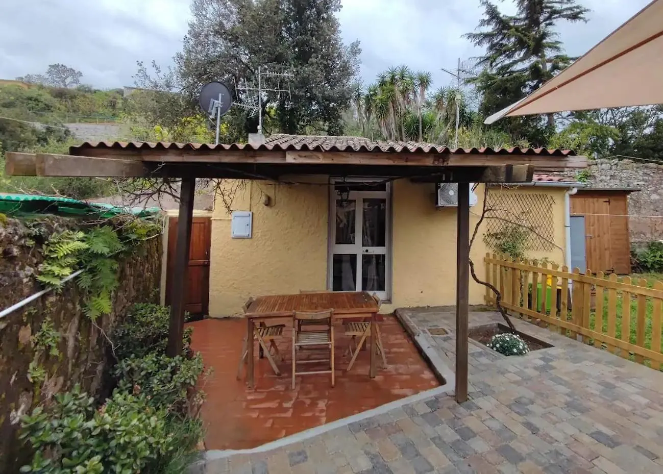Monolocale Con Veranda E Giardino A Rio Marina Apartment