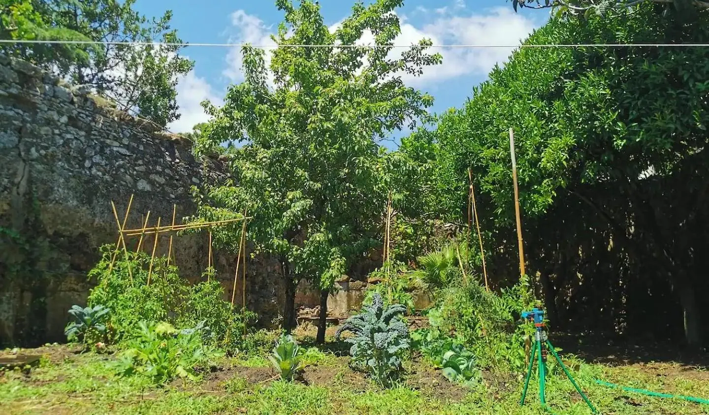 Monolocale Con Veranda E Giardino A Rio Marina Italy