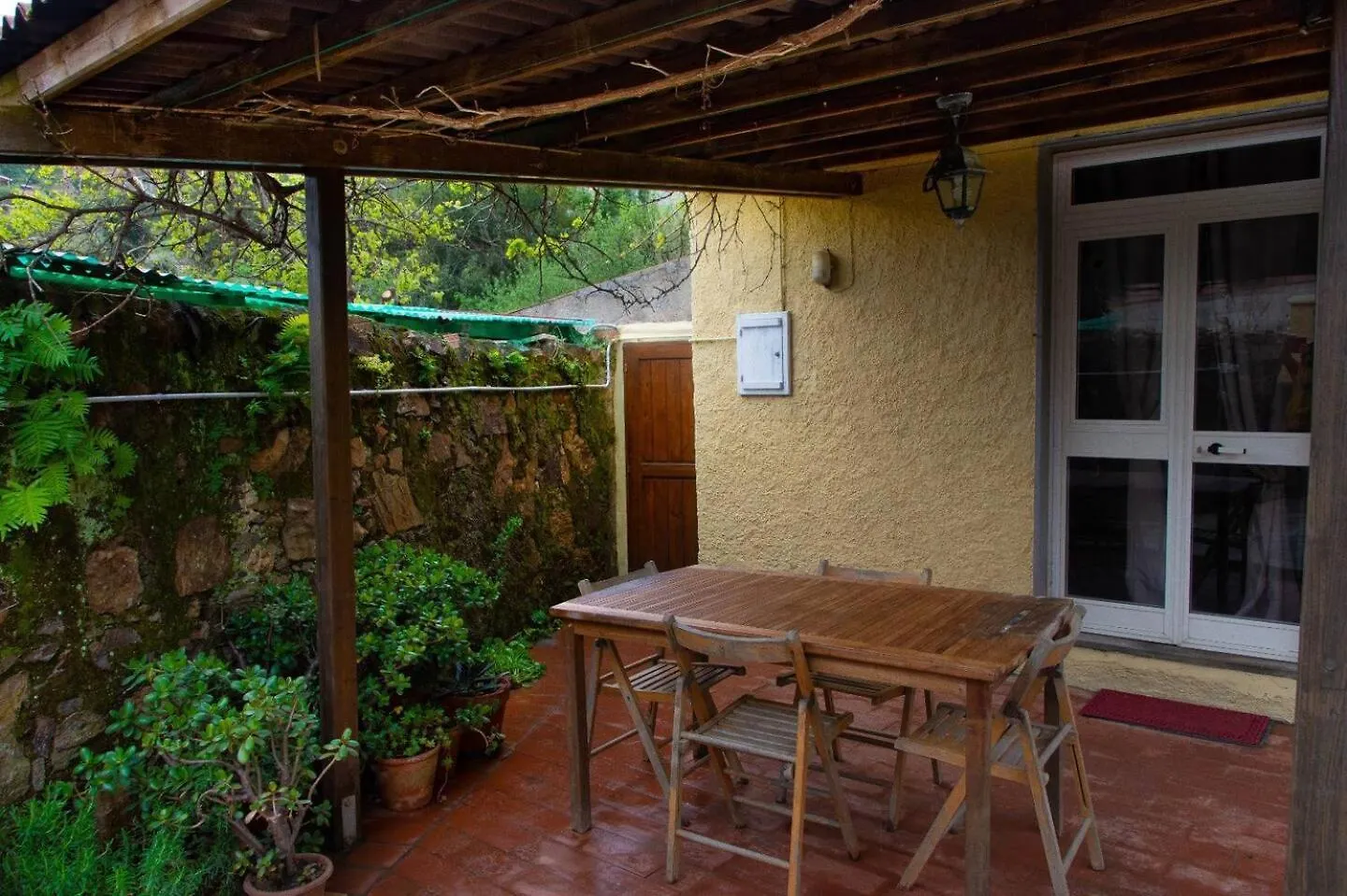 Apartment Monolocale Con Veranda E Giardino A Rio Marina